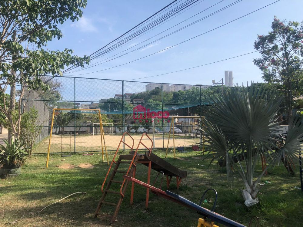 Casa para Venda - Vilage - Campo Grande / RJ