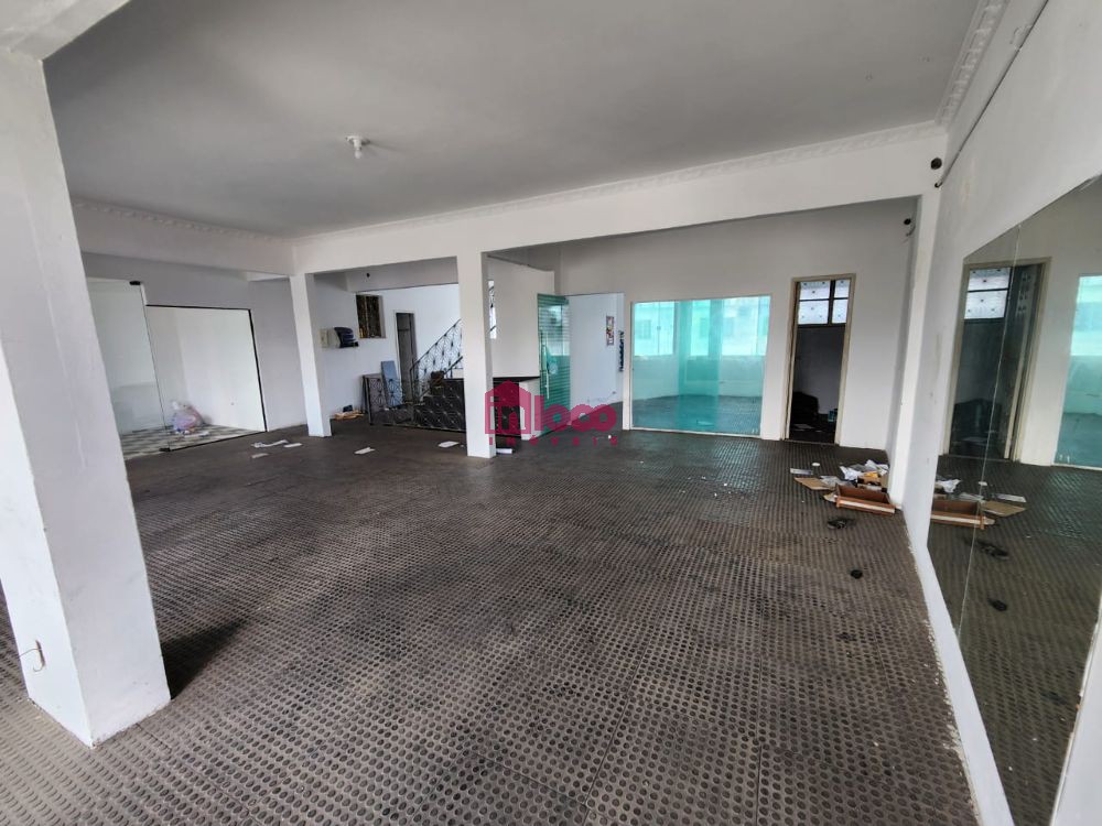 Prédio para Venda ou Locação -  - Campo Grande / RJ