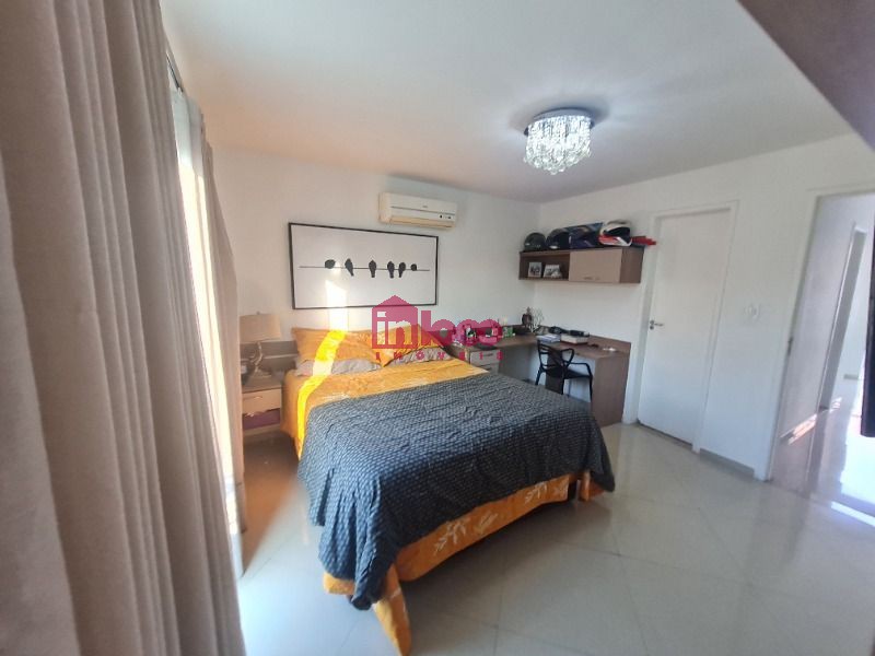 Casa para Venda - Jardim das Acácias - Campo Grande / RJ