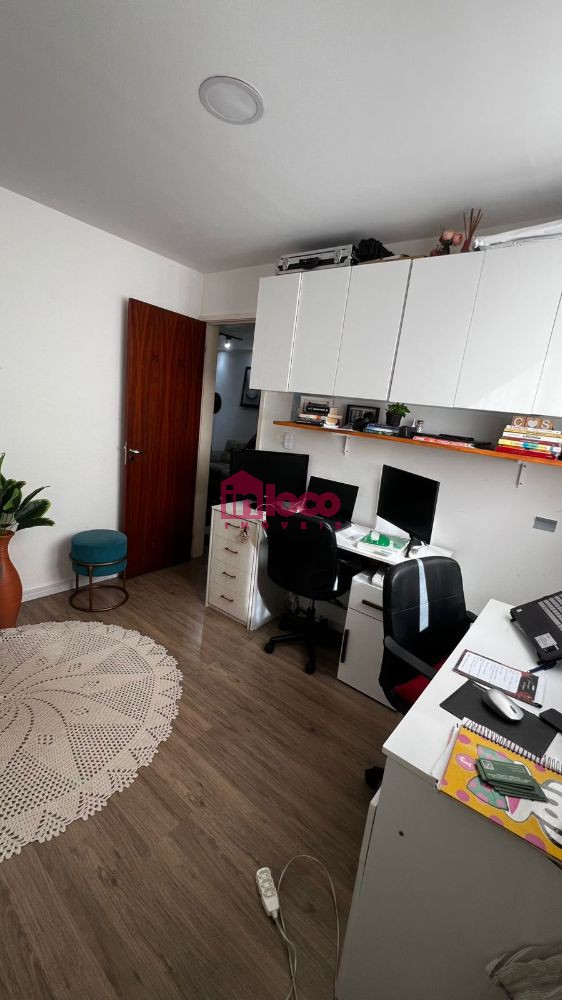 Apartamento para Venda - Vivenda das Palmeiras - São Jorge / RJ
